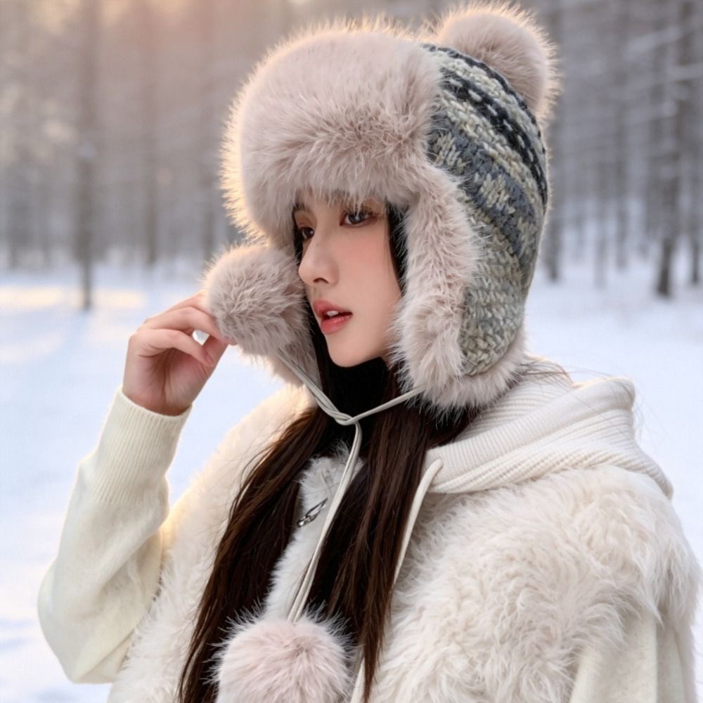 スタイリッシュなポリエステル製ニットトラッパーハット ポンポ - Trapper Hat Ear Flap のレビューと価格