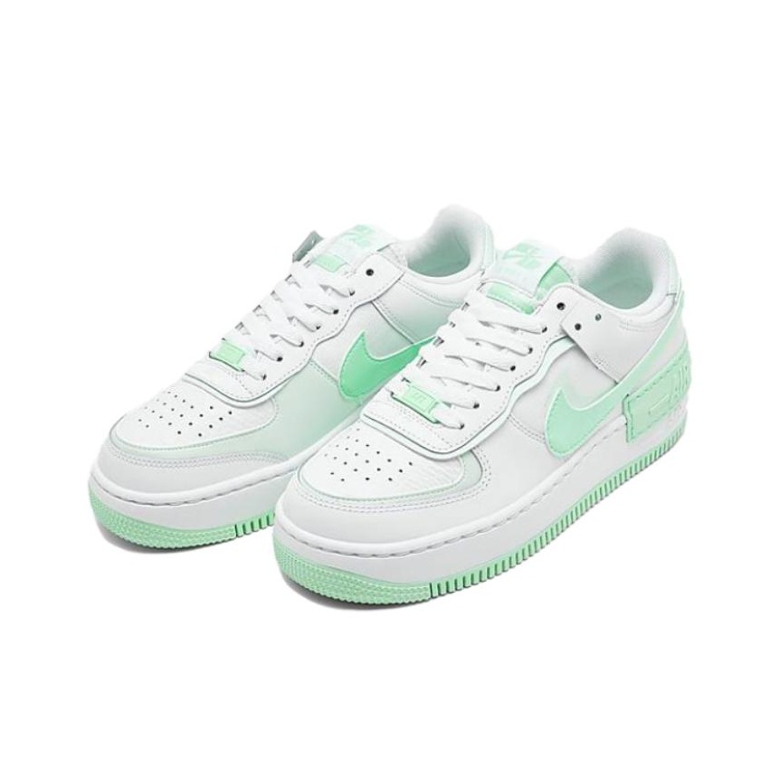 ナイキ エアフォース1 スケートボードシューズ レディース  - Nike Shoes Air Force 1 のレビューと価格